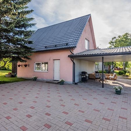 Lubja Holiday House Villa Pärnu Exteriör bild